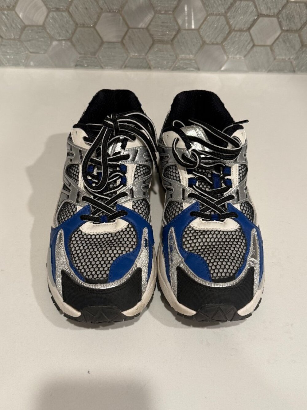 Zara Men's Multicoloured Retro Running Sneakers Metallic Blue & Silver